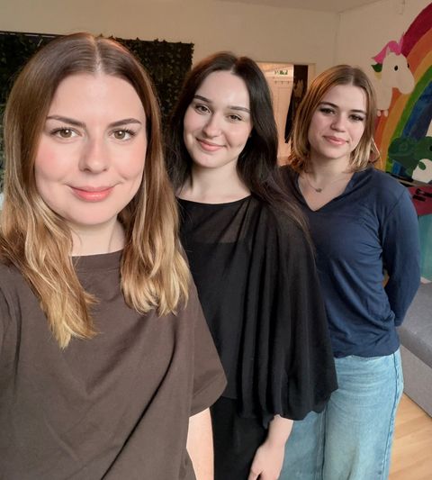 v. li.: Katrin Rudolph (anerkannte Sozialarbeiterin), Berfin Aktar (Studentin der Sozialen Arbeit), Hannah Friedrich (Fachoberschülerin im Jahrespraktikum in der Fachrichtung Sozialwesen)