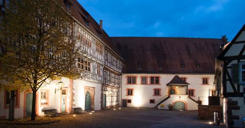 Kellereihof am Abend
